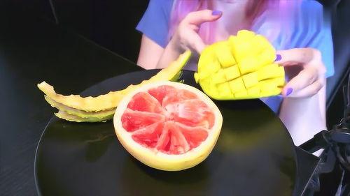 吃哈密瓜有味,探寻瓜果中的独特风味之旅